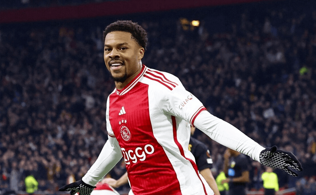 爱游戏官网-阿贾克斯发布备战花絮，清晨绝杀压哨，意大利杯任务艰巨，临场指挥获称赞的简单介绍