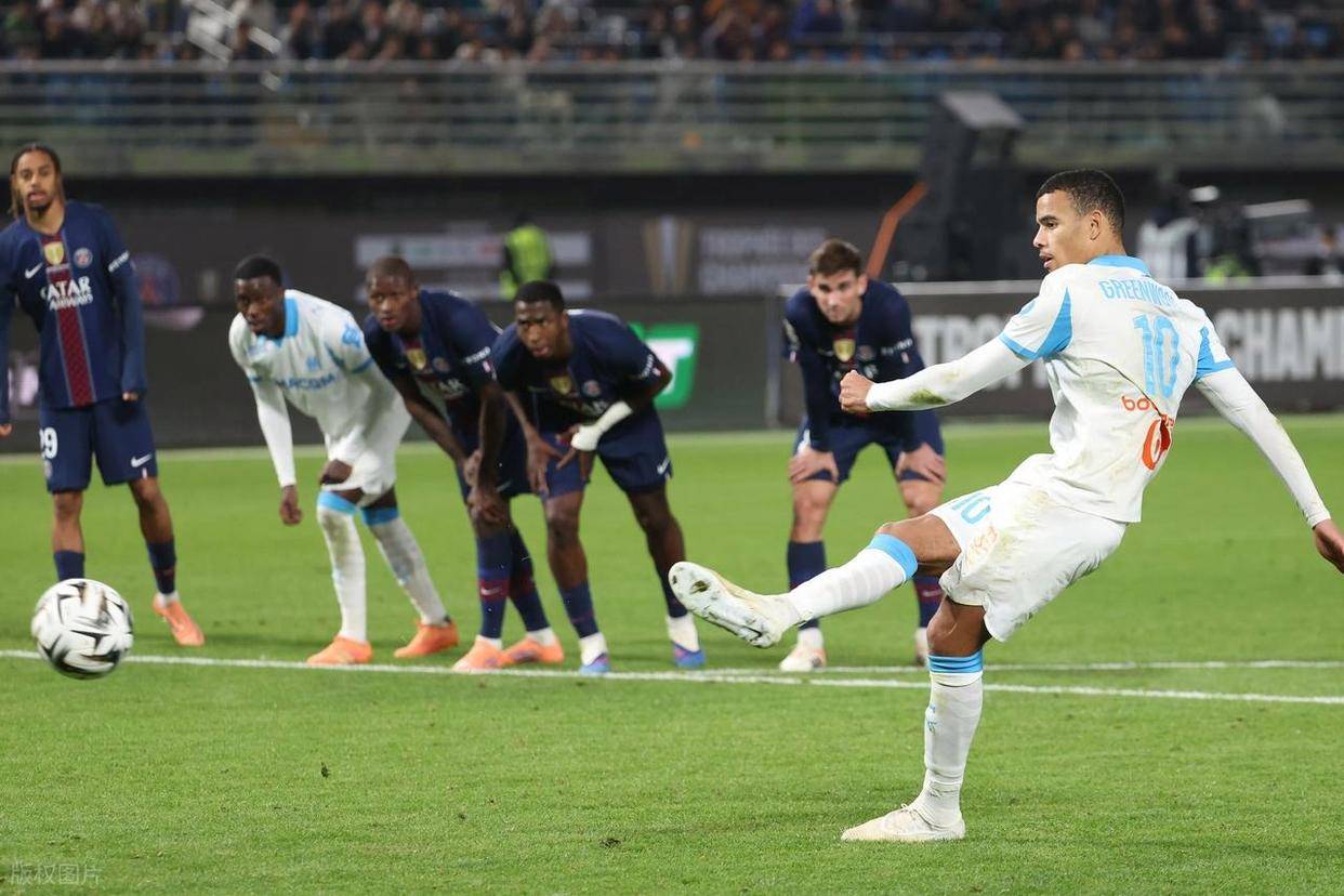 爱游戏-包含赛前法国杯传出新动向；巴塞罗那内部沟通；管理层表态：底气十足；更衣室氛围转暖的词条