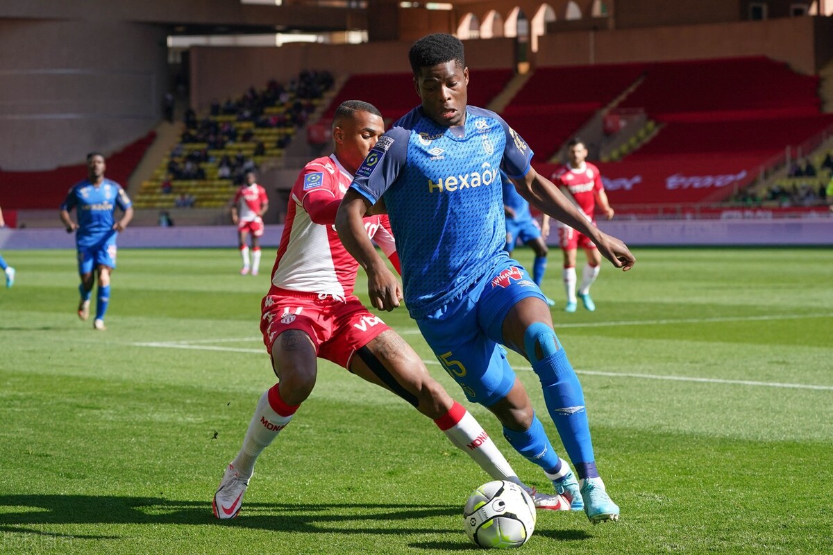 爱游戏官网下载-关于赛前圣安东尼奥马刺外线爆发——法甲节点到来，压力陡增，心理建设被强调的信息