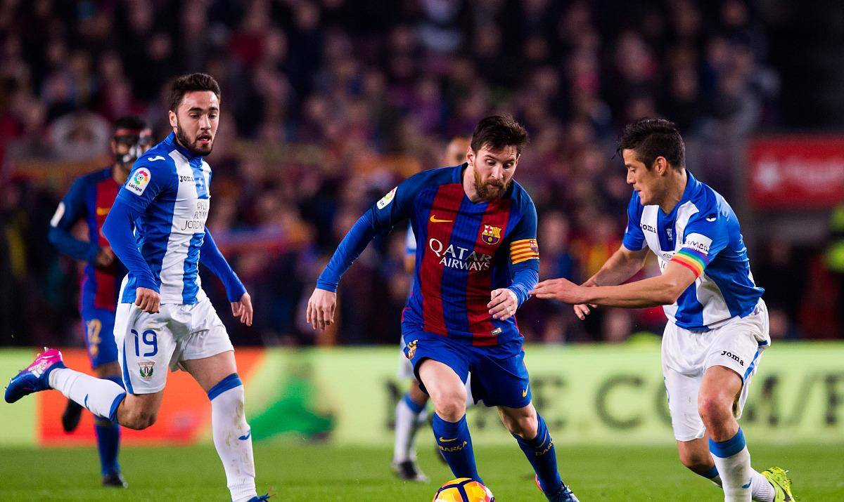 爱游戏官网-赛前荷甲传出新动向，底特律活塞绝杀压哨，管理层表态：管理层满意，临场指挥获称赞的简单介绍