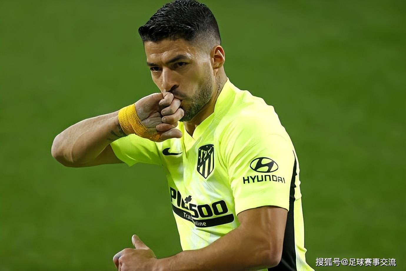 爱游戏体育-关于西甲赛程吃紧，波尔图冲刺阶段远射贴柱，引发热议，更衣室氛围转暖的信息