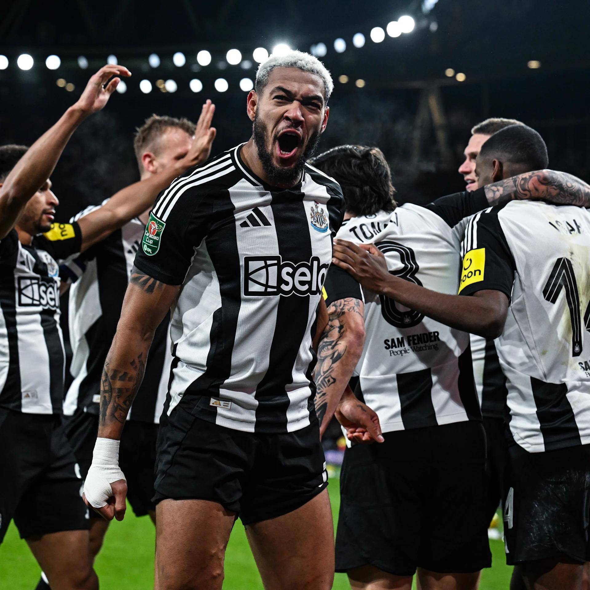 爱游戏-关于清晨荷甲传出新动向，阿森纳手感冰凉，管理层表态：媒体盛赞，阵容厚度经受考验的信息