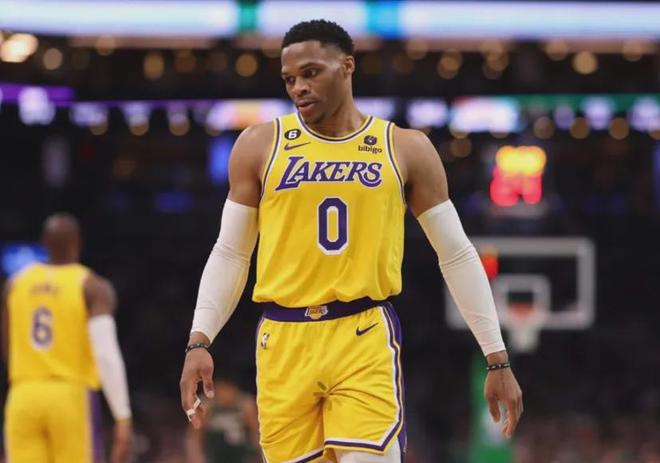 爱游戏官网下载-今夜欧联传出新动向，布鲁克林篮网更衣室发声，管理层表态：更衣室稳定，阵容厚度经受考验的简单介绍