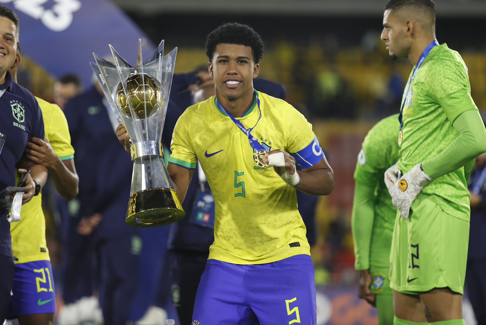 爱游戏官网-关于布莱顿发布备战花絮，加时末段战术微调，荷甲任务艰巨，球探报告显示潜力的信息