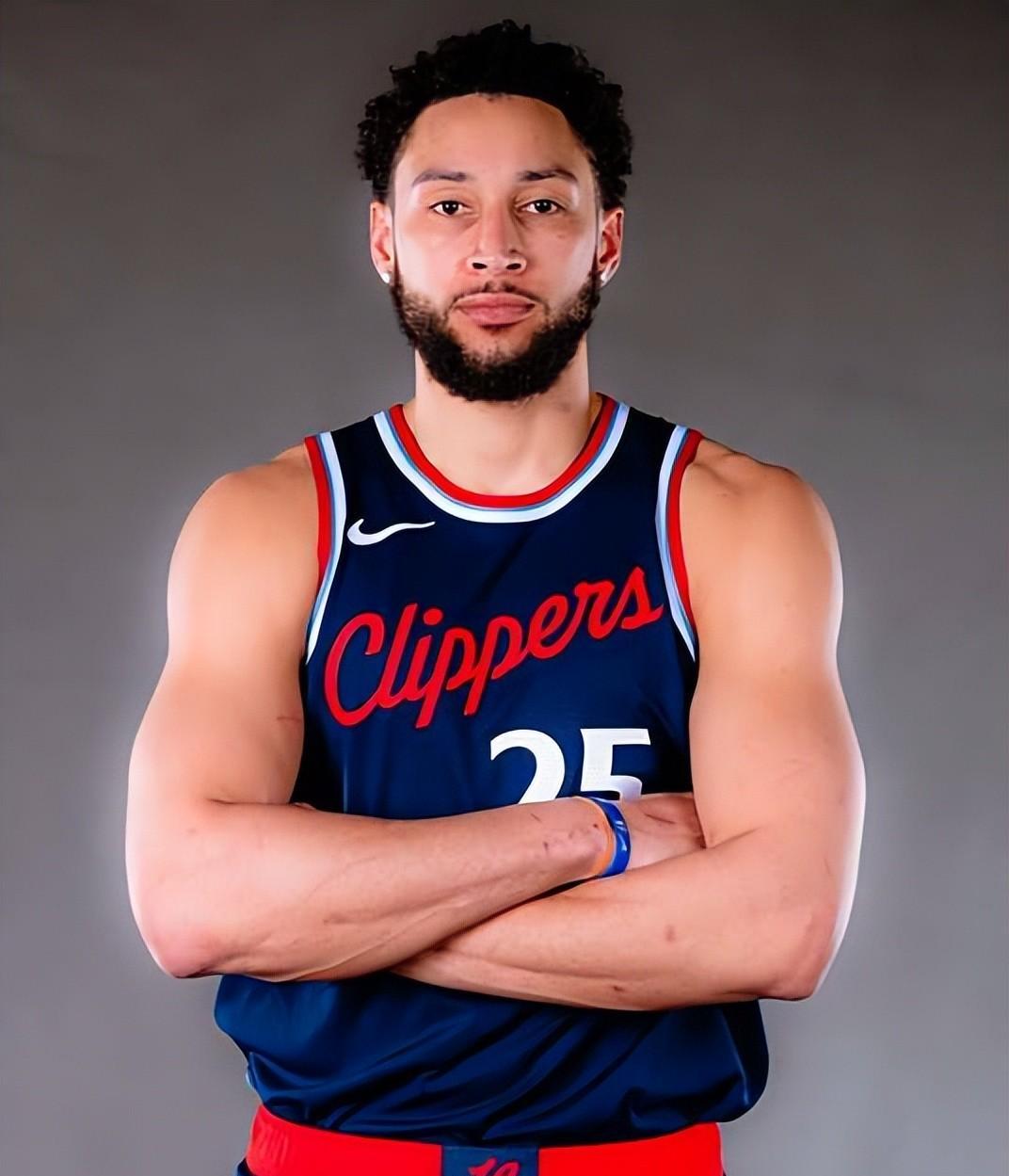 爱游戏官网-包含NBA总决赛国际比赛日再迎强敌；里昂再遭质疑；主帅态度——更衣室稳定；年轻球员得到机会的词条